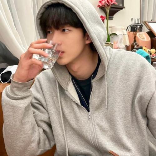 男人高级头像高清图片(18)