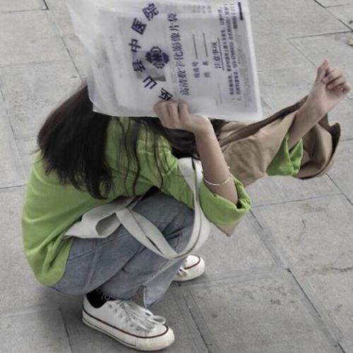 女生微信头像清新简约气质(17)