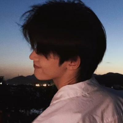 男士微信头像高端大气(26)