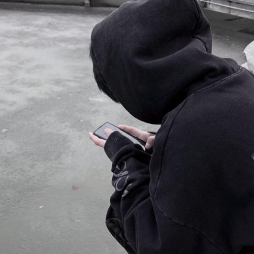2025男生最适合用的头像(17)