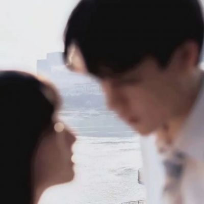学生党专属情侣头像图片(1)