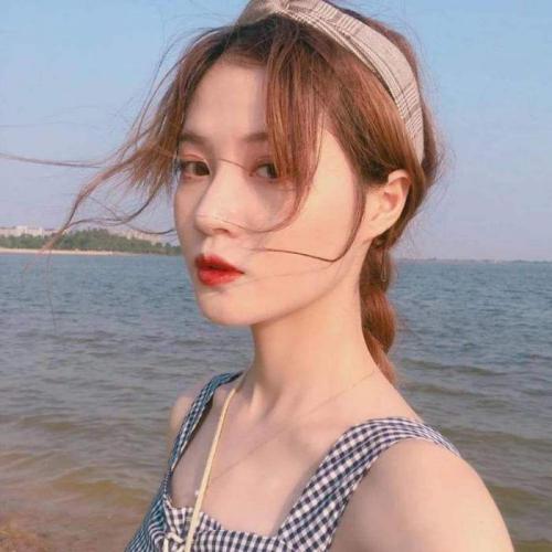 超级御姐风的女生头像(4)