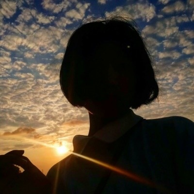孤独的背影：唯美伤感头像精选(2)