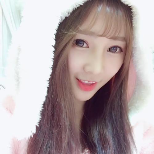 特别招男生喜欢的女生头像真人(16)