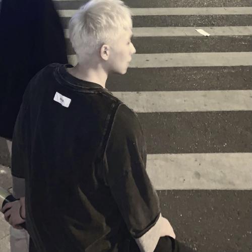 高级慵懒小众头像男生(10)