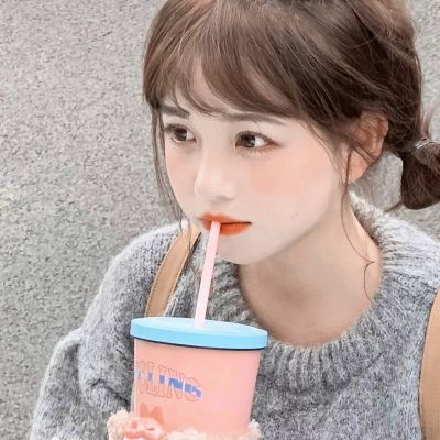 每个人都在用的甜妹头像(1)