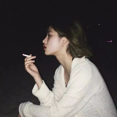 触动心灵的伤感女生头像集锦(4)