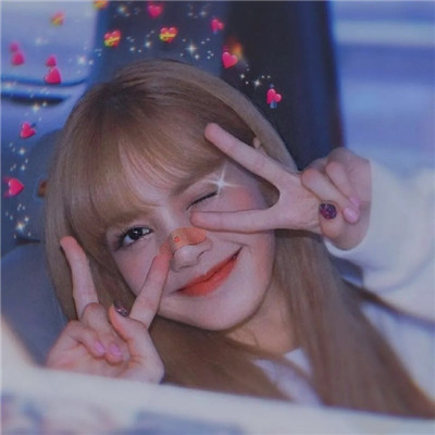 展现甜美风格的Lisa好看头像(9)