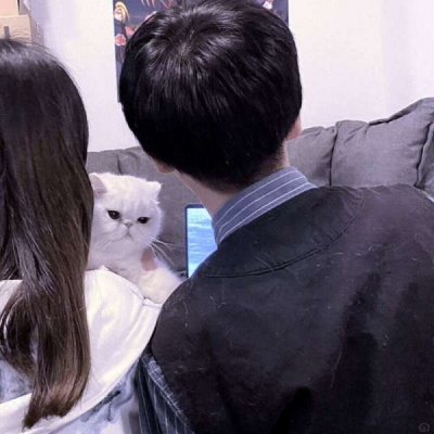 一张图一分为二的真人情侣头像(18)