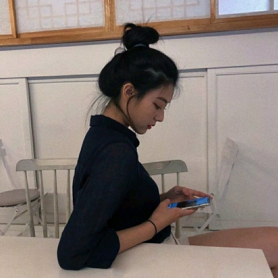 女生头像emo氛围感且破碎感十足(19)
