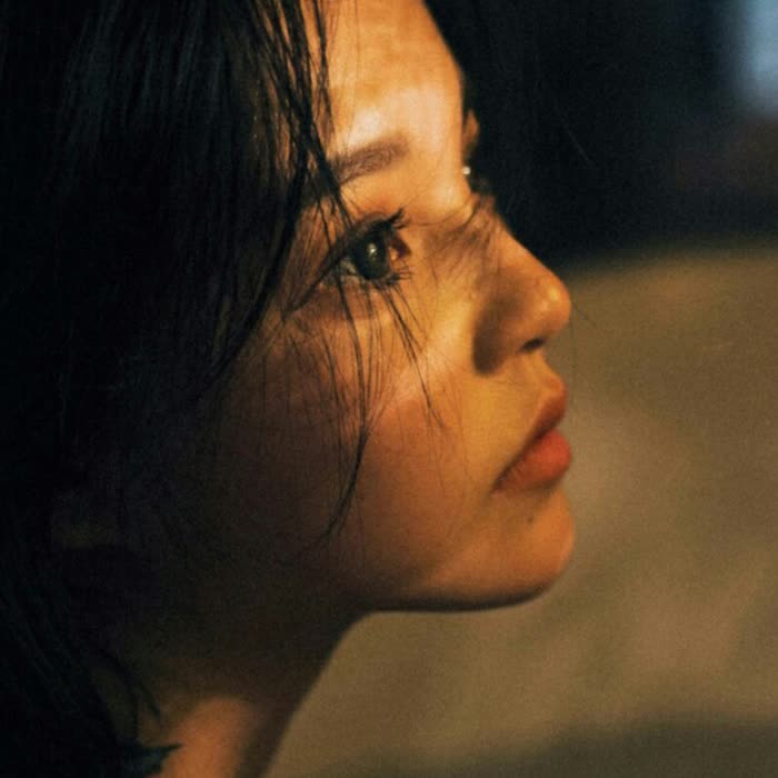 伤感头像女流泪真人撕心裂肺的痛(1)