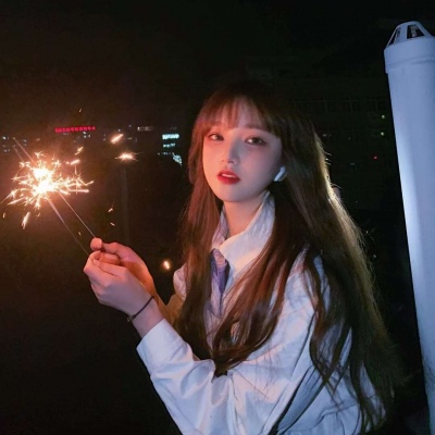 超温柔唯美的女生头像真人(14)