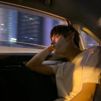 帅气男生头像图片大全集(11)