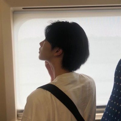 真人qq头像男生帅气图片(6)