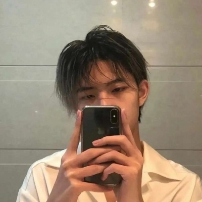 男生微信头像高级感小众简单干净(6)