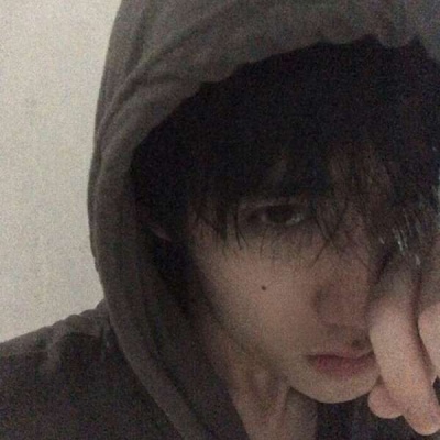 最近很火的优质男生头像真人(4)