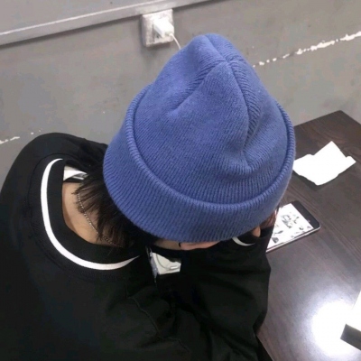 头像男生成熟干净痞帅真人图集(14)